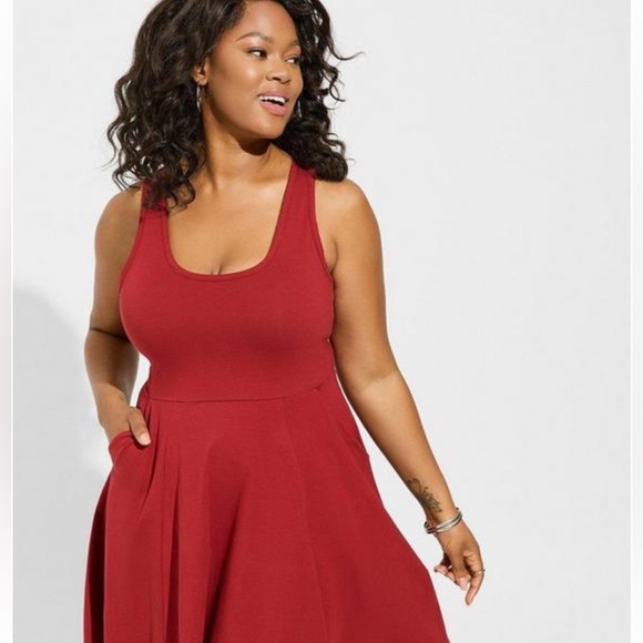 Torrid Mini Foxy Skater Dress in red nwt - Picture 1 of 15